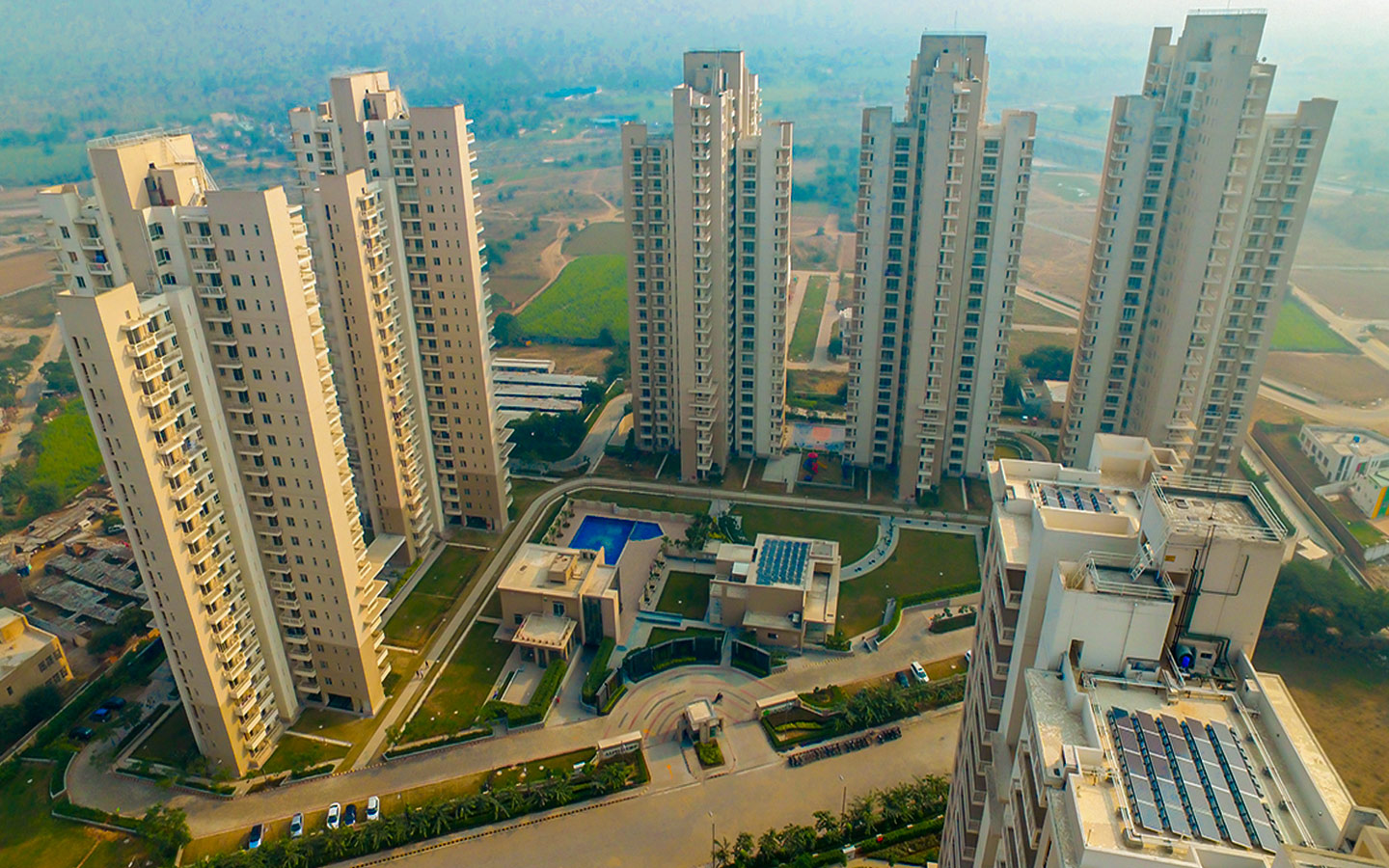 Gurgaon-One-84-Image-01